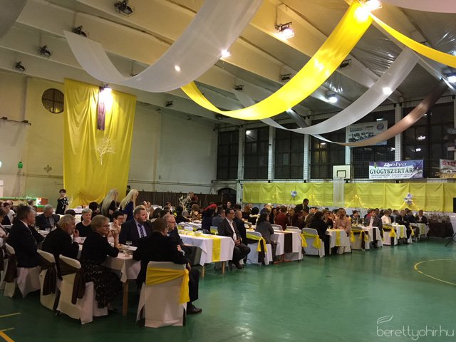 12. Jótékonysági Kórházbál 03